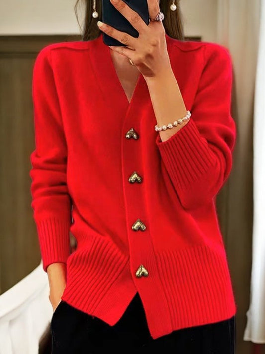 Luane – elegante cardigan met hartjesknopen