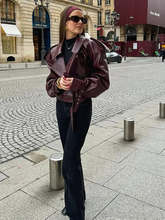 Valeria – Tijdloze Leren Herfstjas